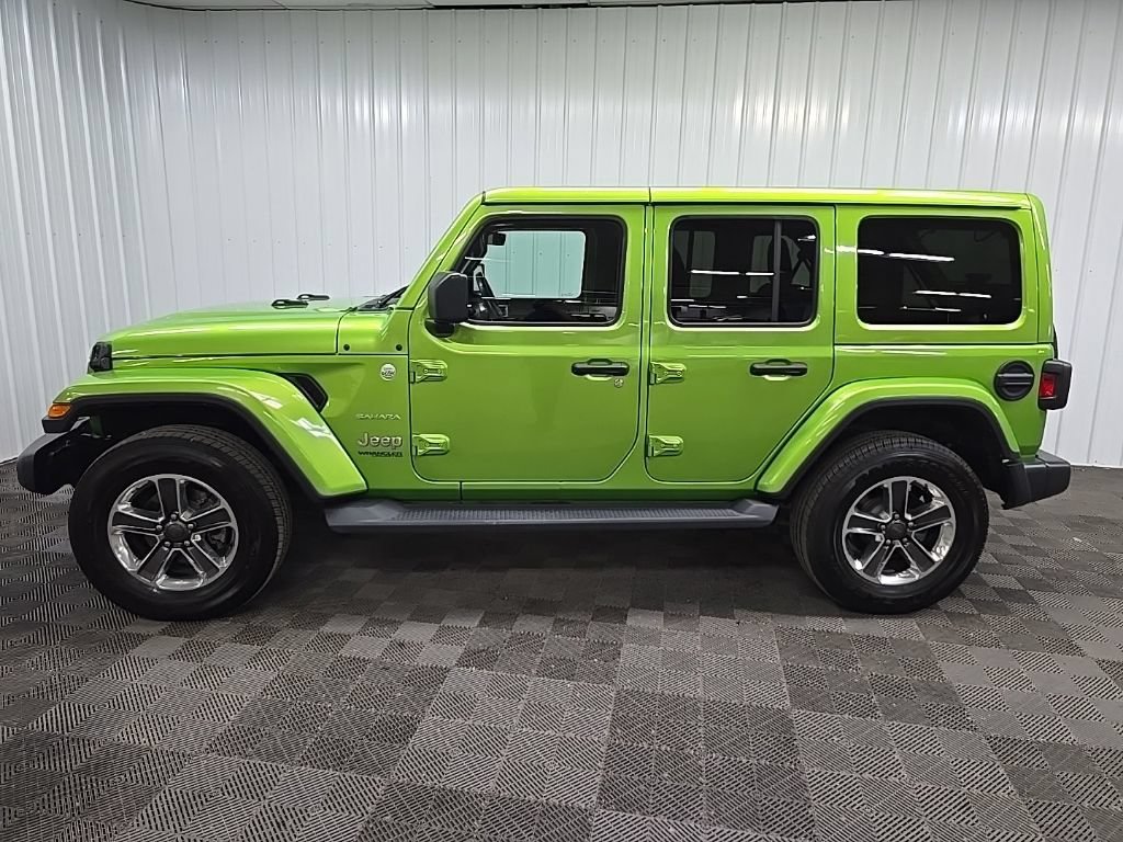 Used 2020 Jeep Wrangler Unlimited Sahara w/ Uconnect 4C Nav & Sound Group AWD/4WD image 5