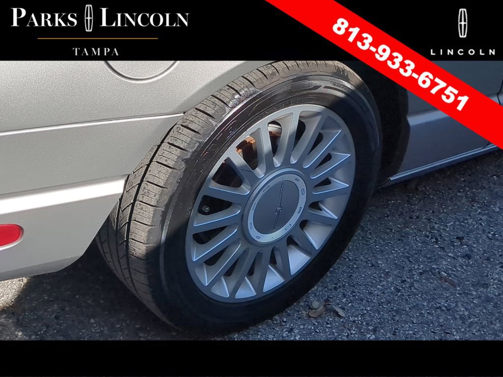 Used 2004 Ford Thunderbird RWD image 13