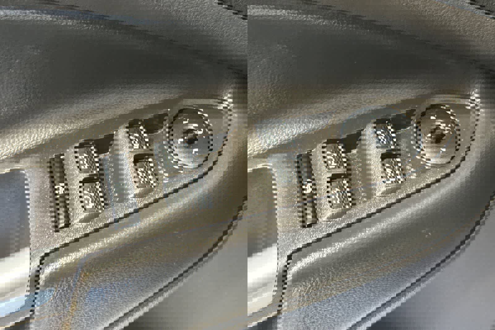 Used 2019 Ford Escape SE image 14