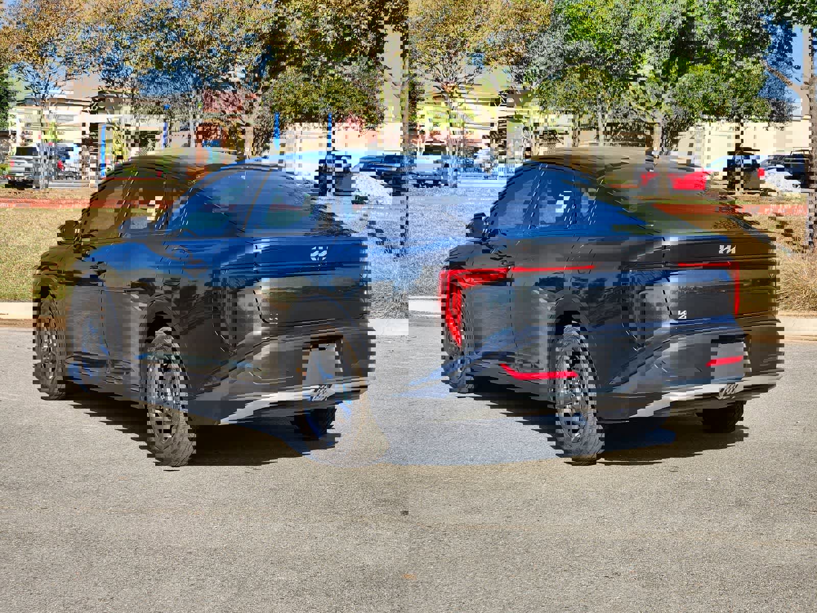 Certified 2025 Kia K4 LXS image 6