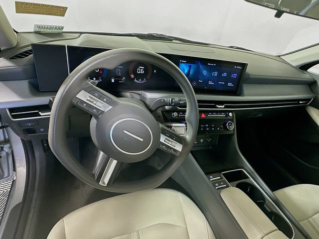 Used 2024 Hyundai Sonata SEL FWD image 13
