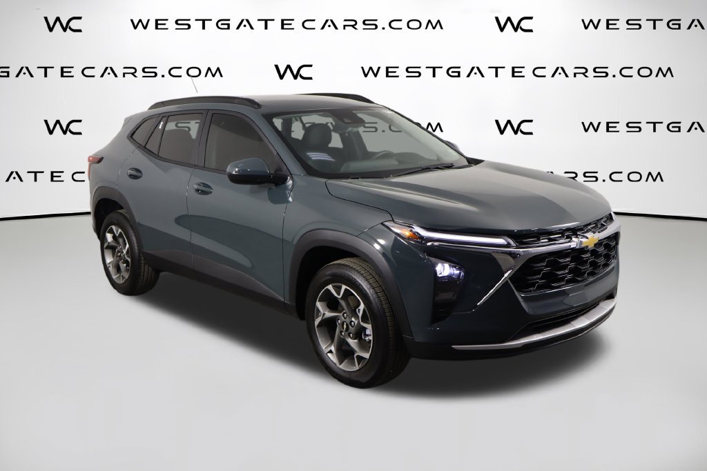 Used 2026 Chevrolet Trax LT w/ Driver Confidence Package FWD image 44