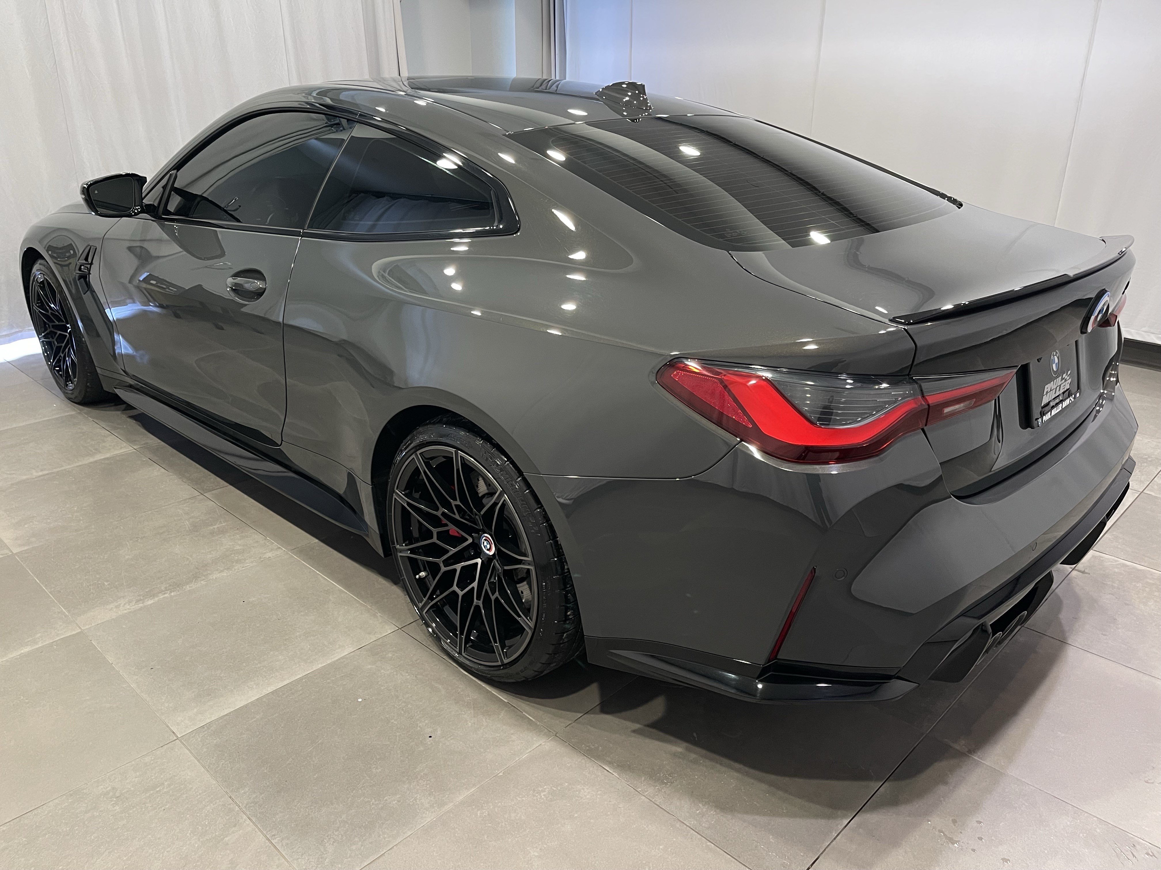 Used 2022 BMW M4 xDrive Competition w/ Executive Package AWD/4WD image 4