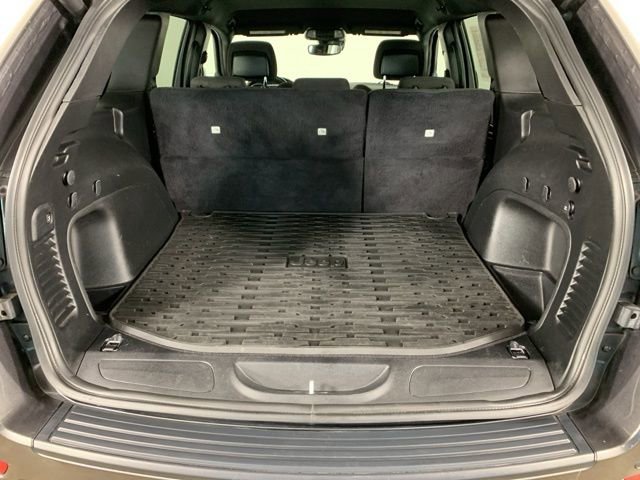 Used 2021 Jeep Grand Cherokee Laredo w/ Security & Convenience Group image 13