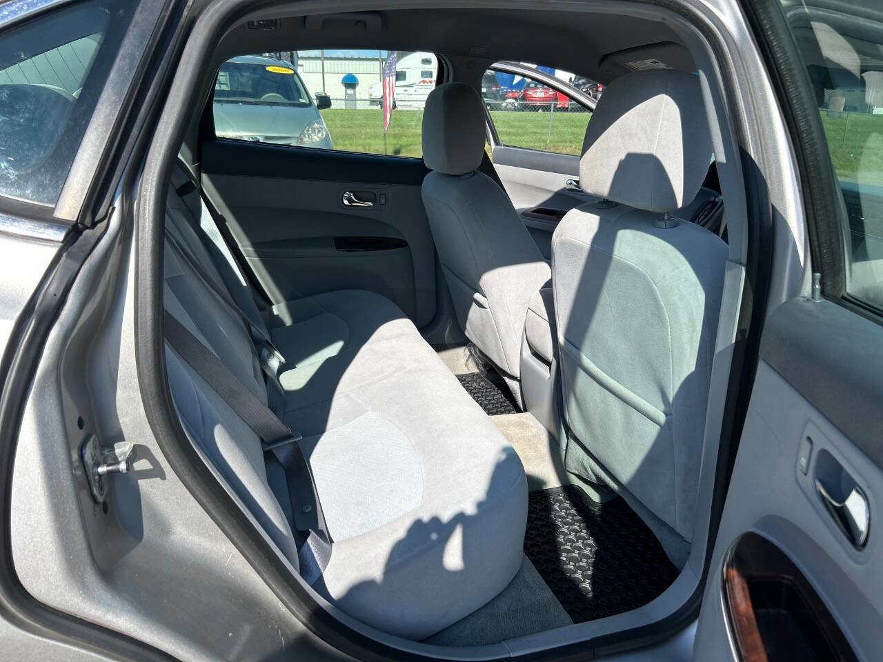 Used 2007 Buick LaCrosse CX image 26