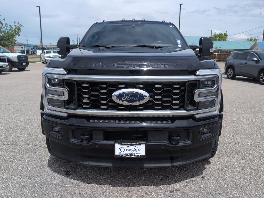 Used 2026 Ford F450 Platinum w/ FX4 Off-Road Package AWD/4WD image 3
