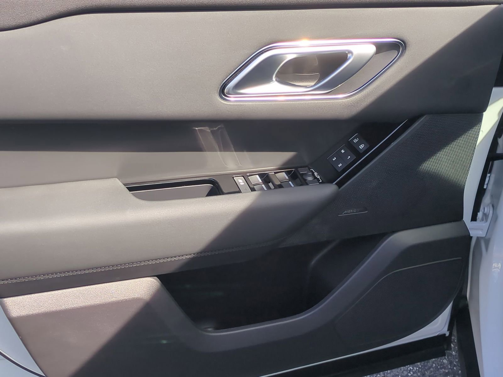 Certified 2026 Land Rover Range Rover Velar S image 11