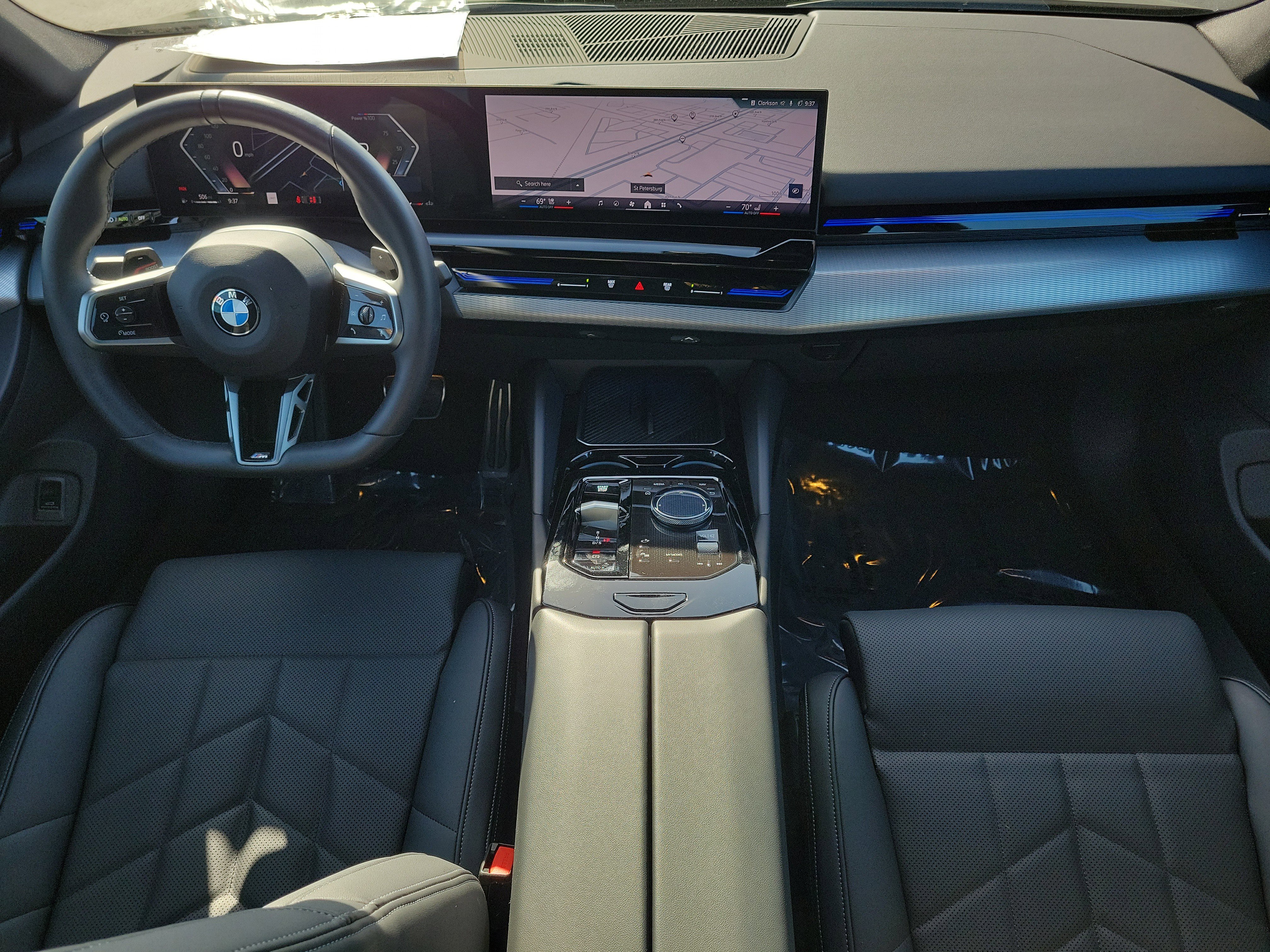 Used 2026 BMW 530i w/ M Sport Package image 12