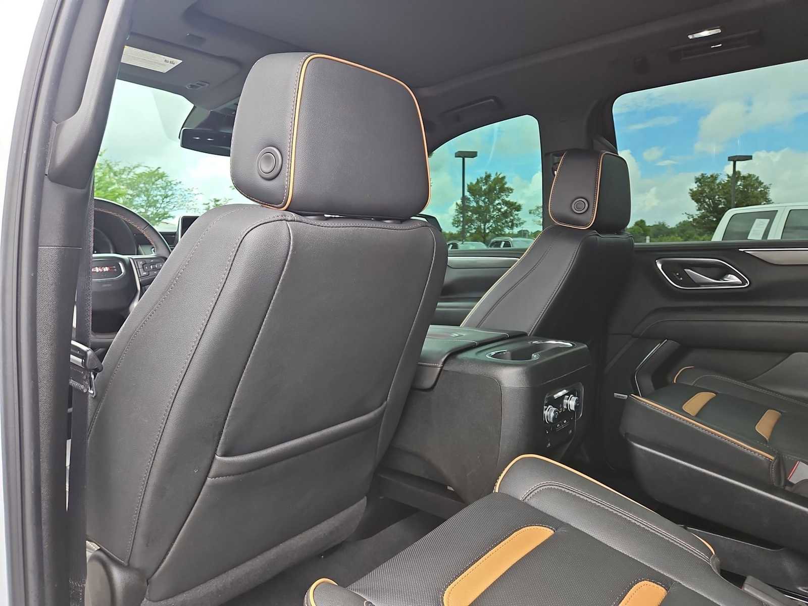 Certified 2023 GMC Yukon XL AT4 w/ Max Trailering Package AWD/4WD image 19