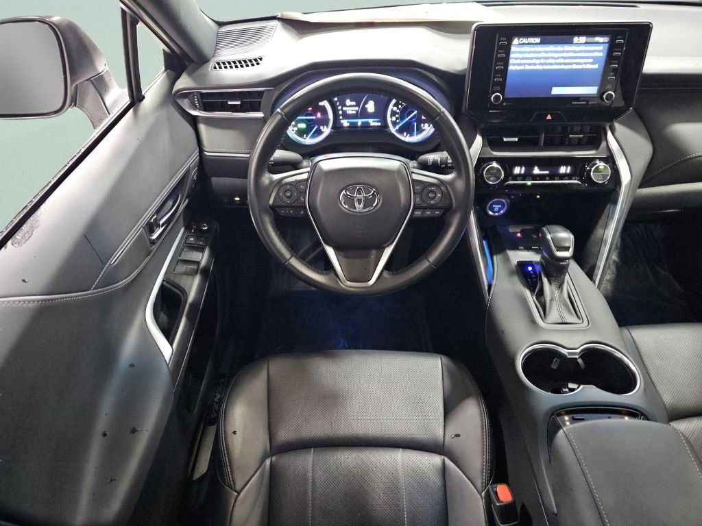 Certified 2021 Toyota Venza XLE w/ Softex Package image 5