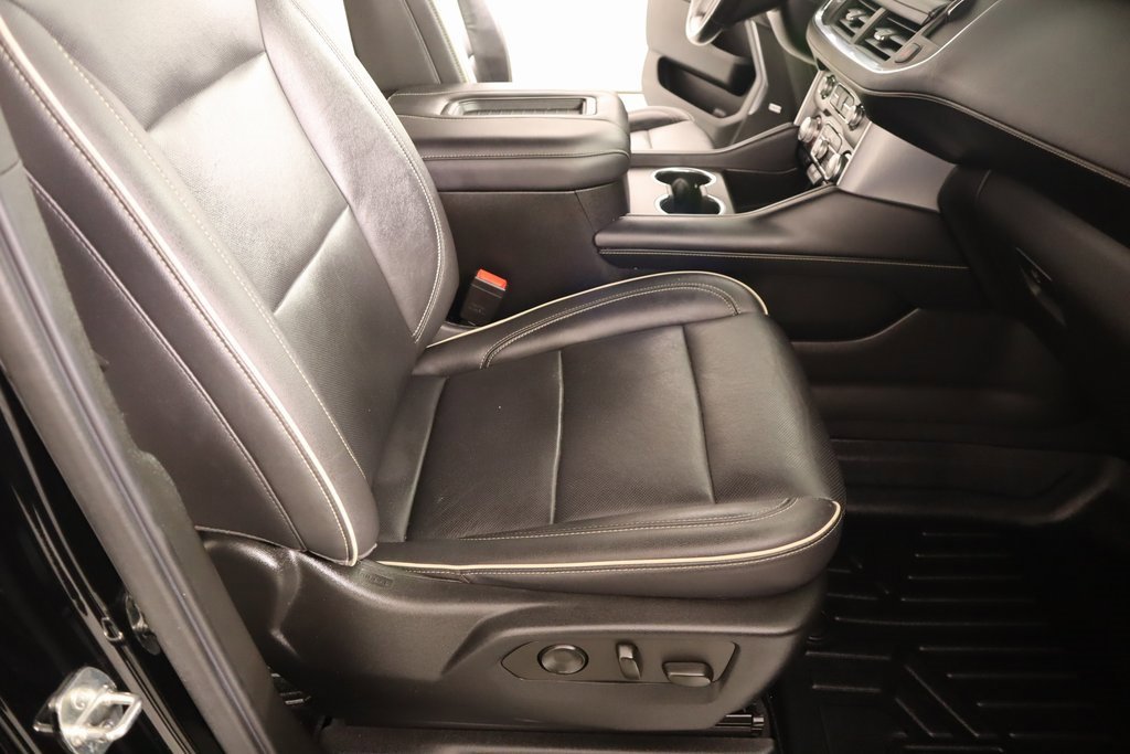 Used 2021 GMC Yukon XL SLT image 13