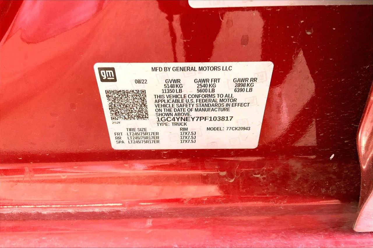 Used 2023 Chevrolet Silverado 2500 LT image 8