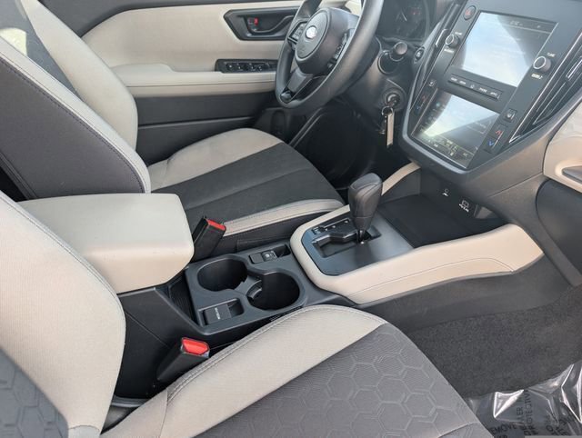 Used 2025 Subaru Forester Base image 18
