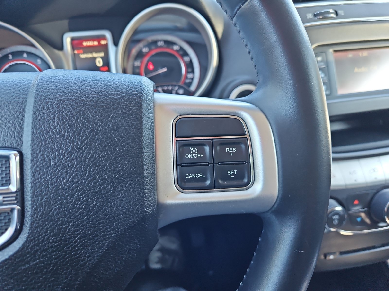 Used 2018 Dodge Journey SE w/ Connectivity Group FWD image 24