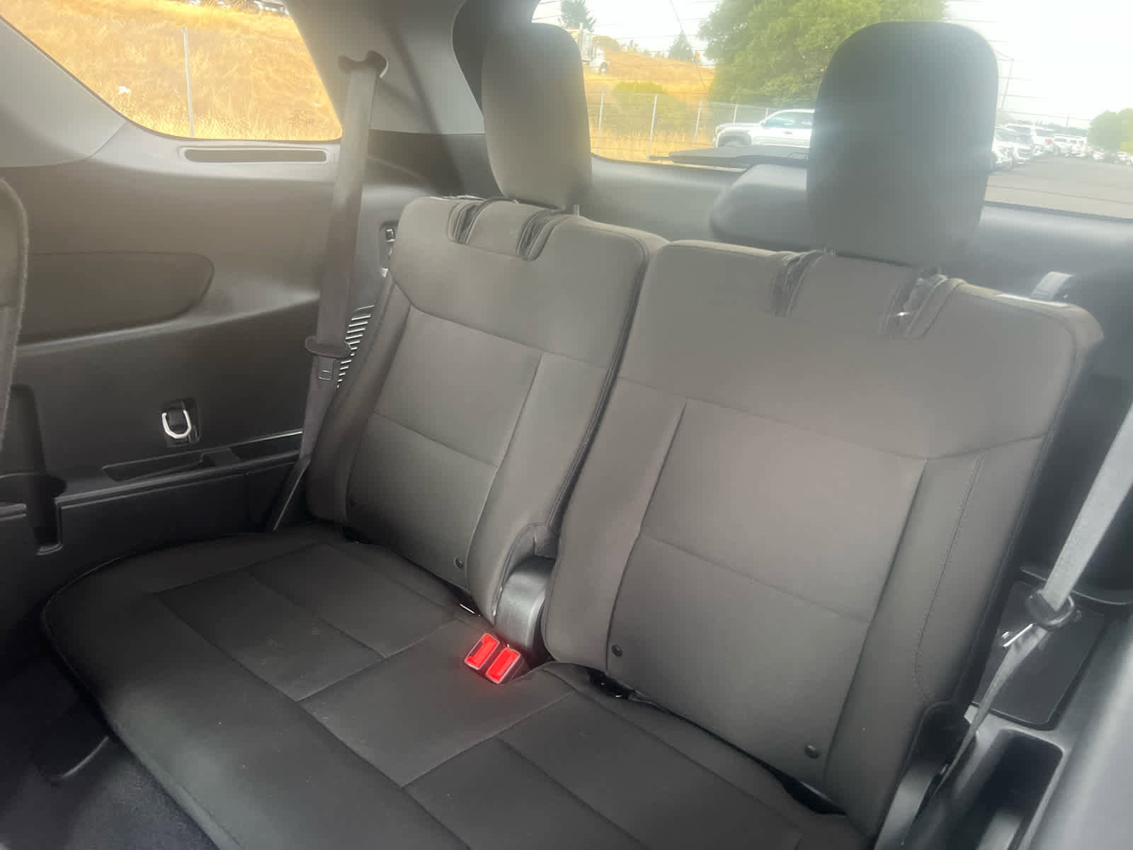 Used 2024 Ford Explorer XLT image 14