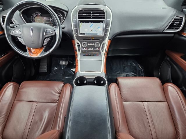 Used 2018 Lincoln MKX Reserve w/ Driver Assistance Package FWD image 18