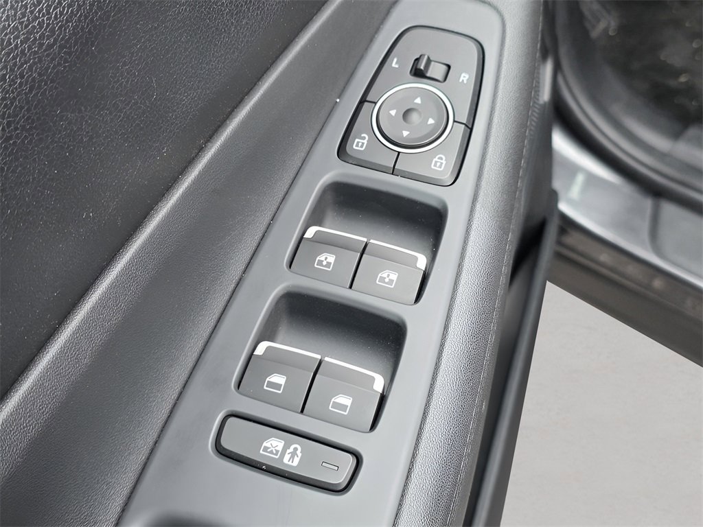 Used 2023 Hyundai Santa Fe SEL image 19