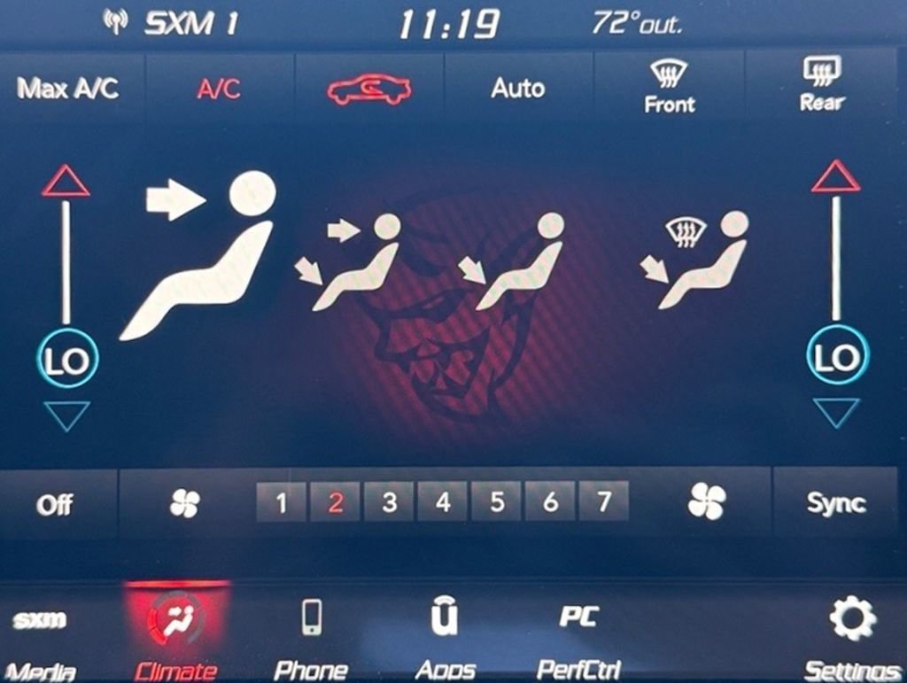 Used 2021 Dodge Charger SXT w/ Driver Convenience Group image 26