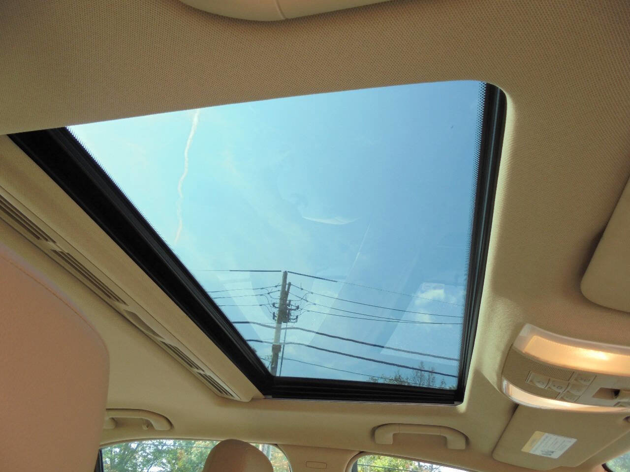 Used 2014 Mercedes-Benz C 300 C 300 Sport 4MATIC AWD 4dr Sed w/ Premium 1 Package image 22