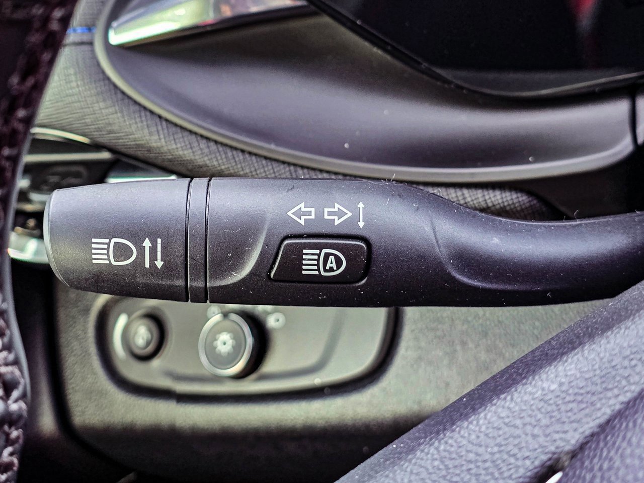 Used 2025 Buick Envista Sport Touring w/ Convenience I Package image 24