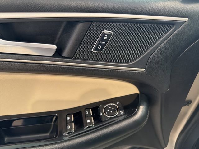 Used 2017 Ford Edge SEL w/ Equipment Group 201A image 9