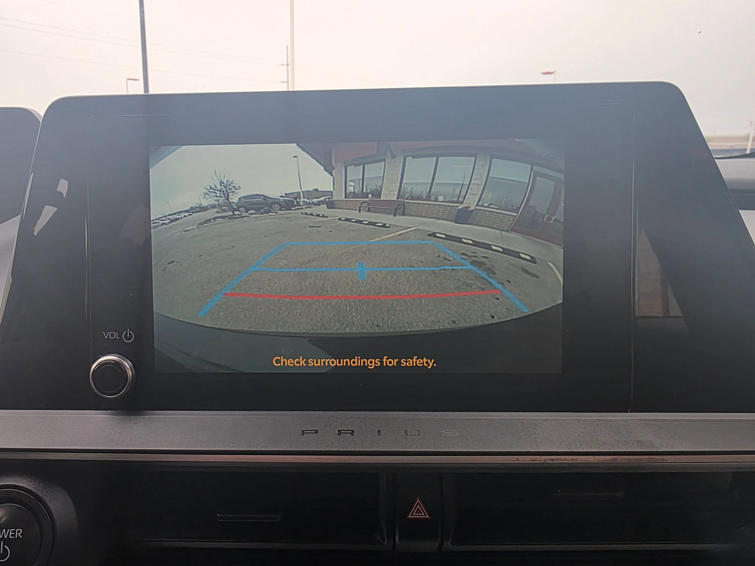 Used 2024 Toyota Prius LE FWD image 12