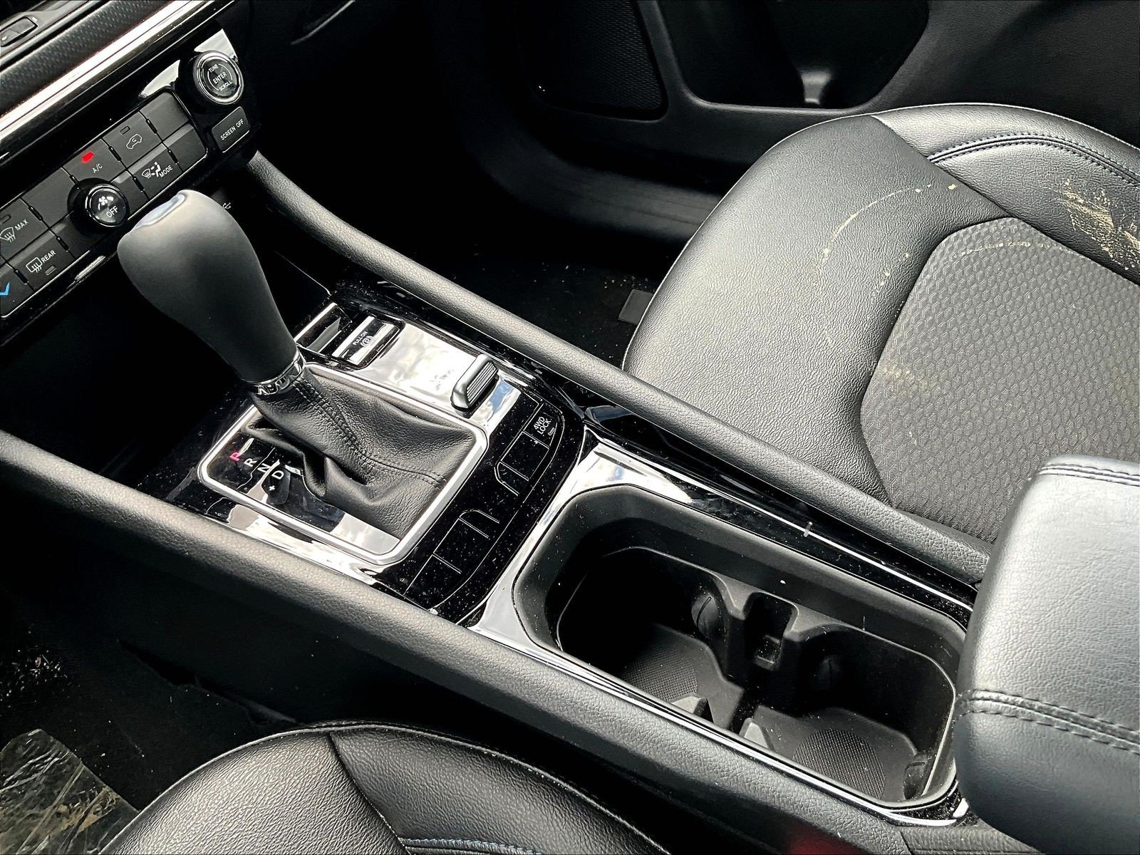 New 2026 Jeep Compass Latitude AWD/4WD image 12