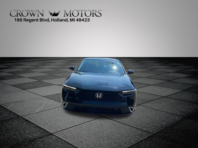 New 2025 Honda Accord Touring image 2