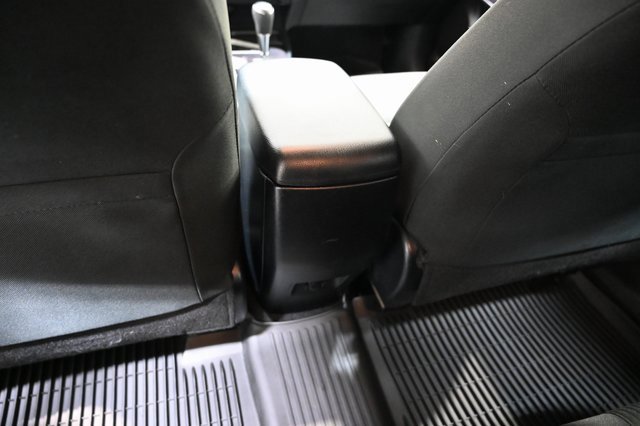 Used 2018 Toyota RAV4 LE image 24