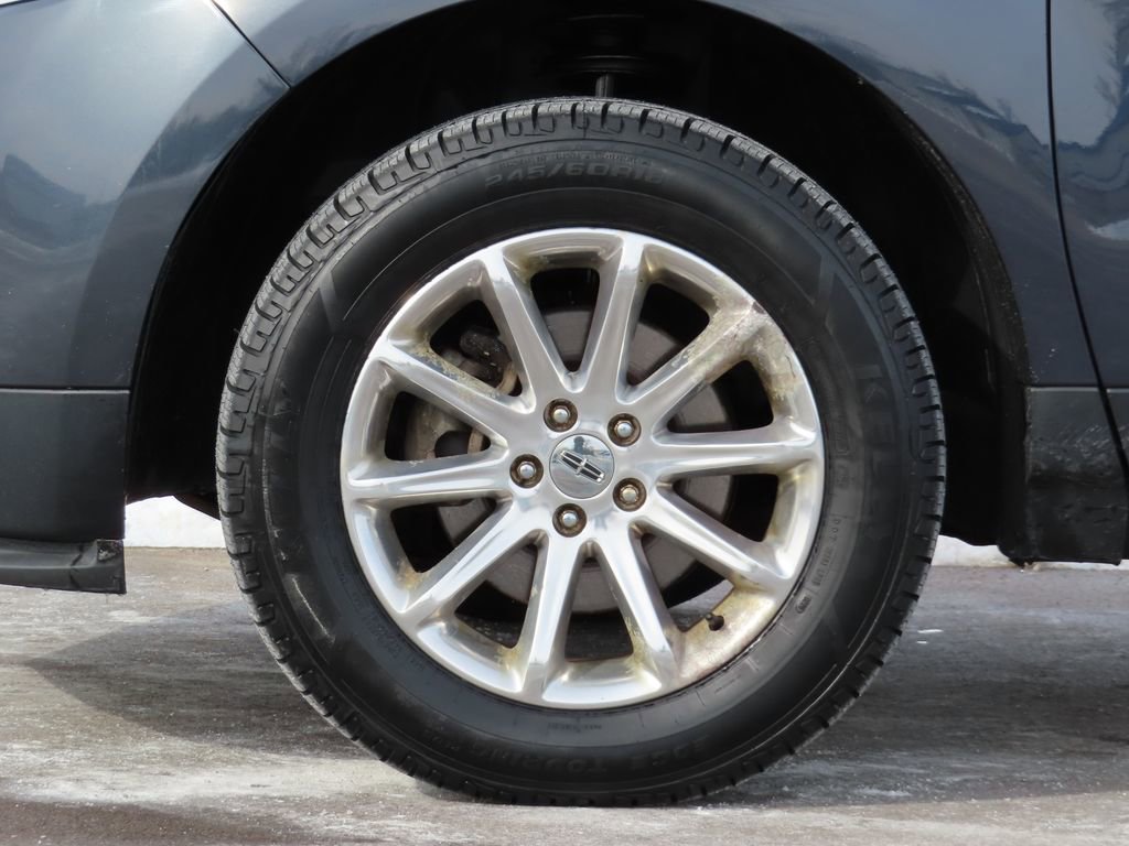 Used 2014 Lincoln MKX AWD w/ Equipment Group 102A image 14