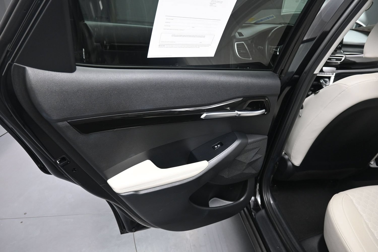 Used 2021 Kia Seltos EX AWD/4WD image 36