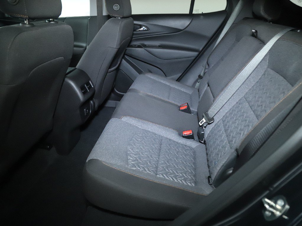 Used 2023 Chevrolet Equinox LT AWD/4WD image 14
