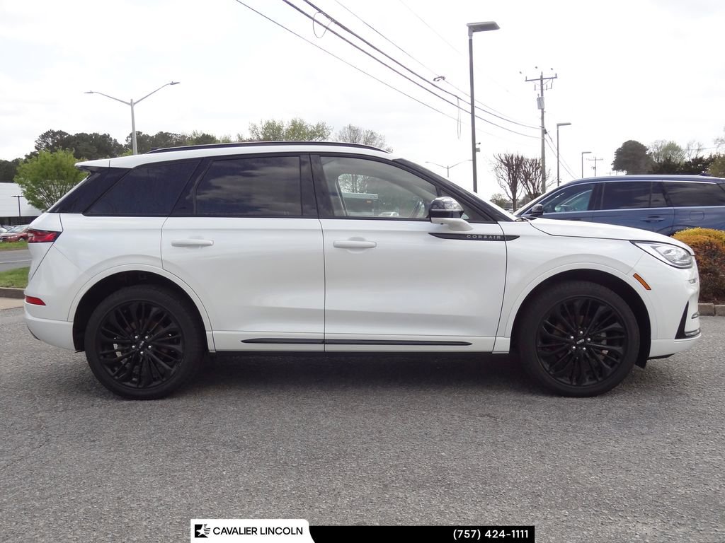 Certified 2023 Lincoln Corsair Reserve w/ Equipment Group 201A AWD/4WD image 2