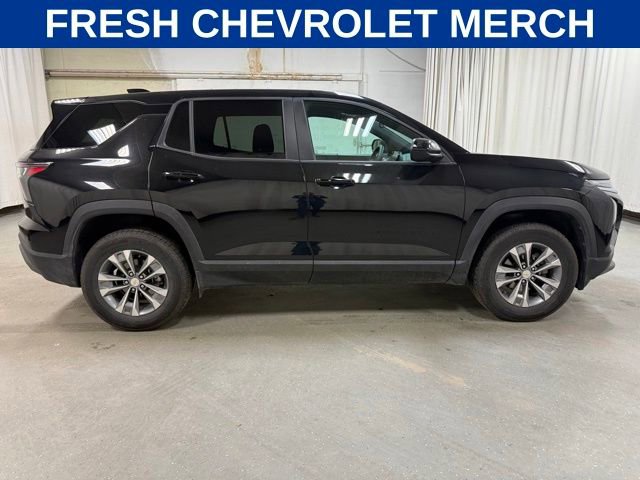 Used 2025 Chevrolet Equinox LT AWD/4WD image 3