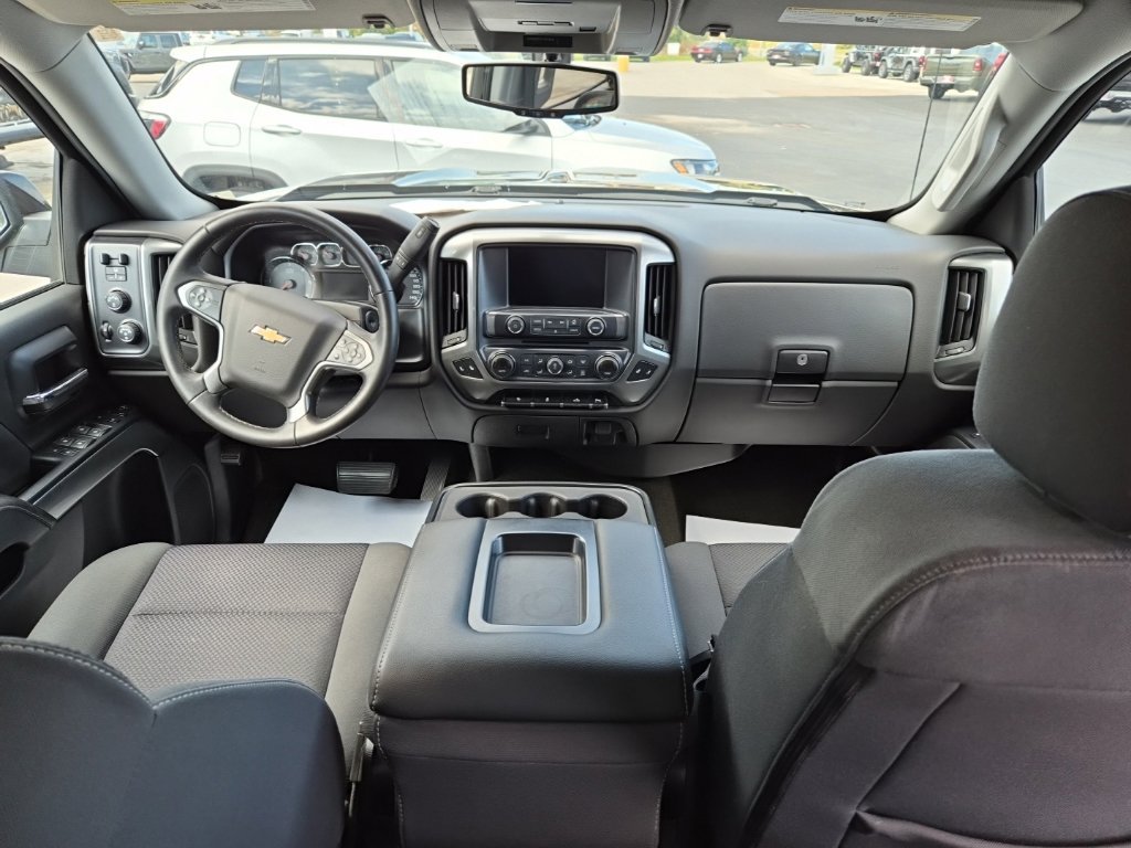 Used 2018 Chevrolet Silverado 1500 LT w/ All Star Edition AWD/4WD image 28