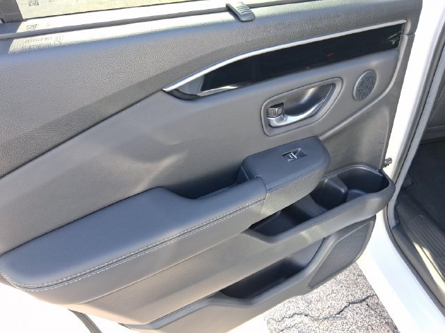 Used 2025 Honda Pilot EX-L image 9