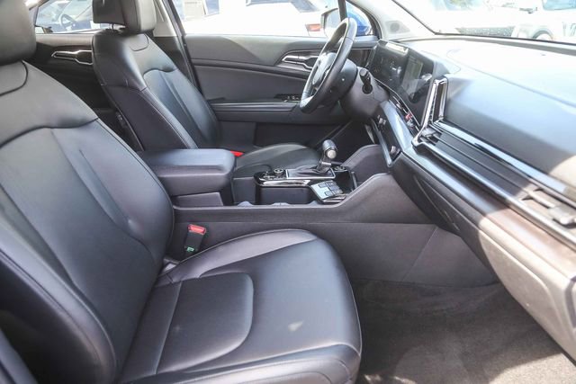 Certified 2023 Kia Sportage EX image 17