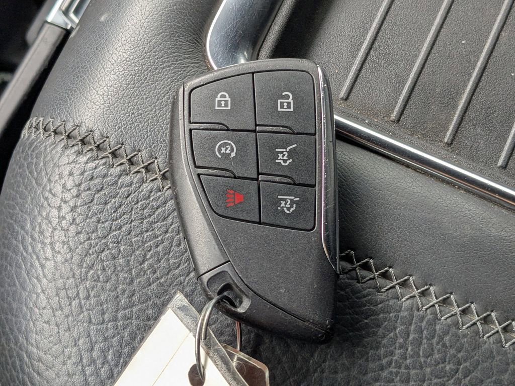 Used 2024 GMC Yukon Denali w/ Advanced Technology Package image 32