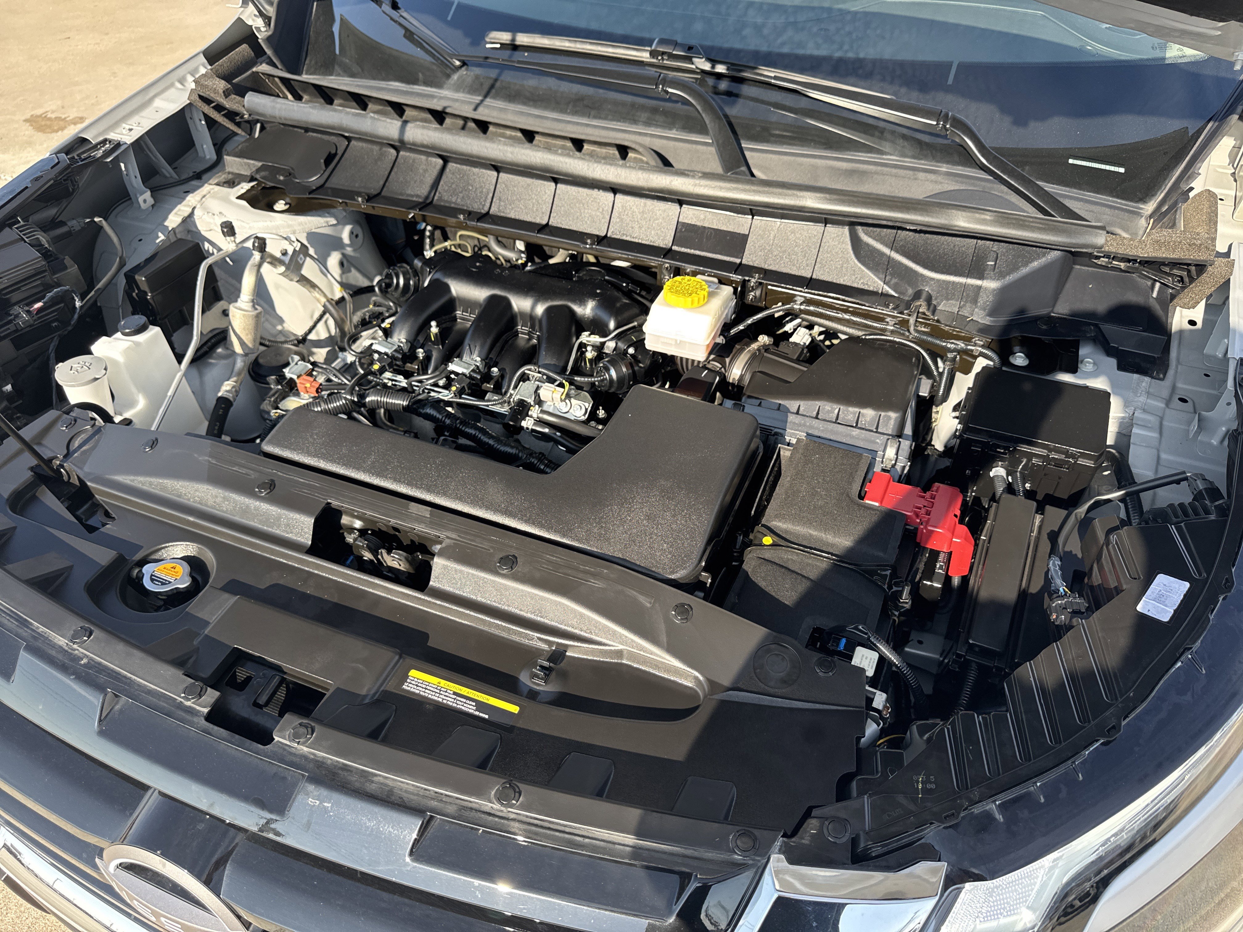 Used 2025 Nissan Pathfinder SL image 32