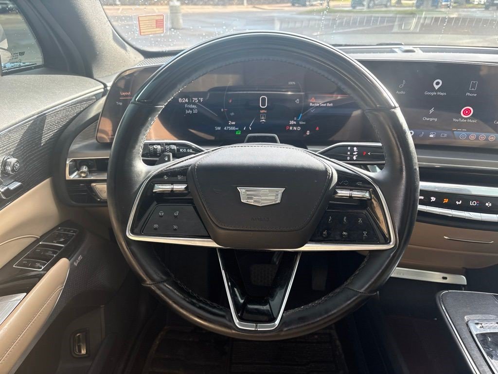 Certified 2024 Cadillac Lyriq Luxury w/ Nappa Leather Package AWD/4WD image 16