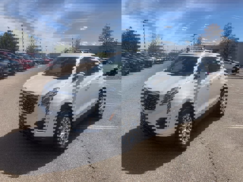 Used 2024 Cadillac XT5 Luxury image 1