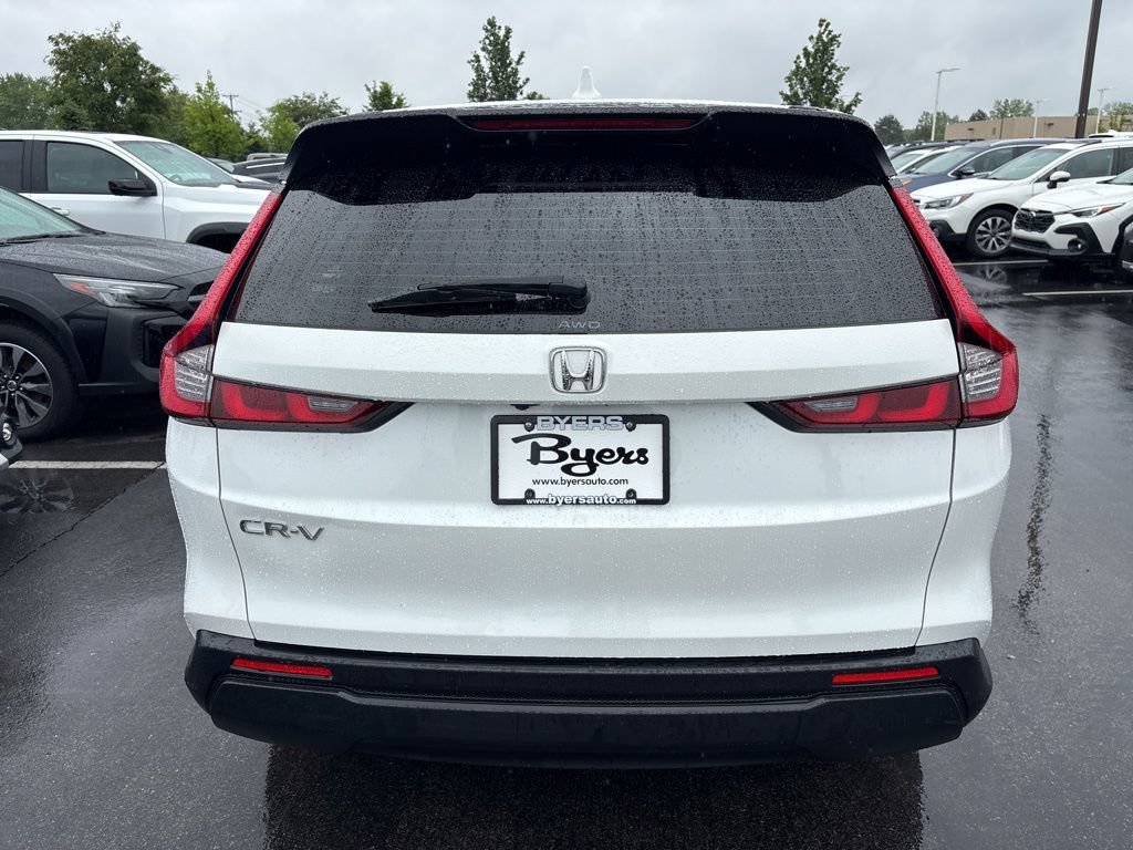 Used 2023 Honda CR-V LX image 4