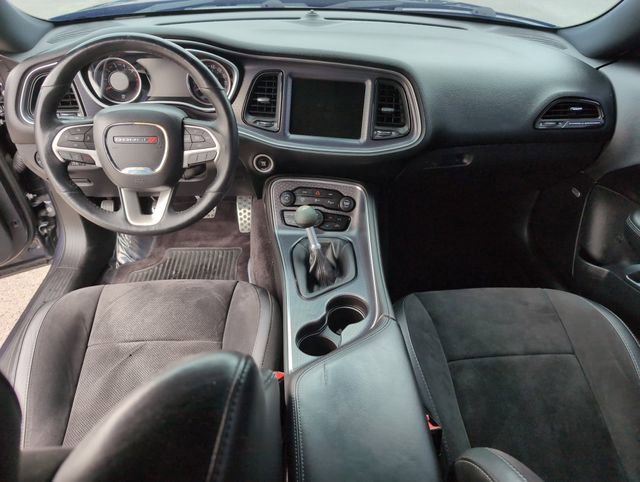 Used 2016 Dodge Challenger R/T Scat Pack w/ Leather Interior Group RWD image 29