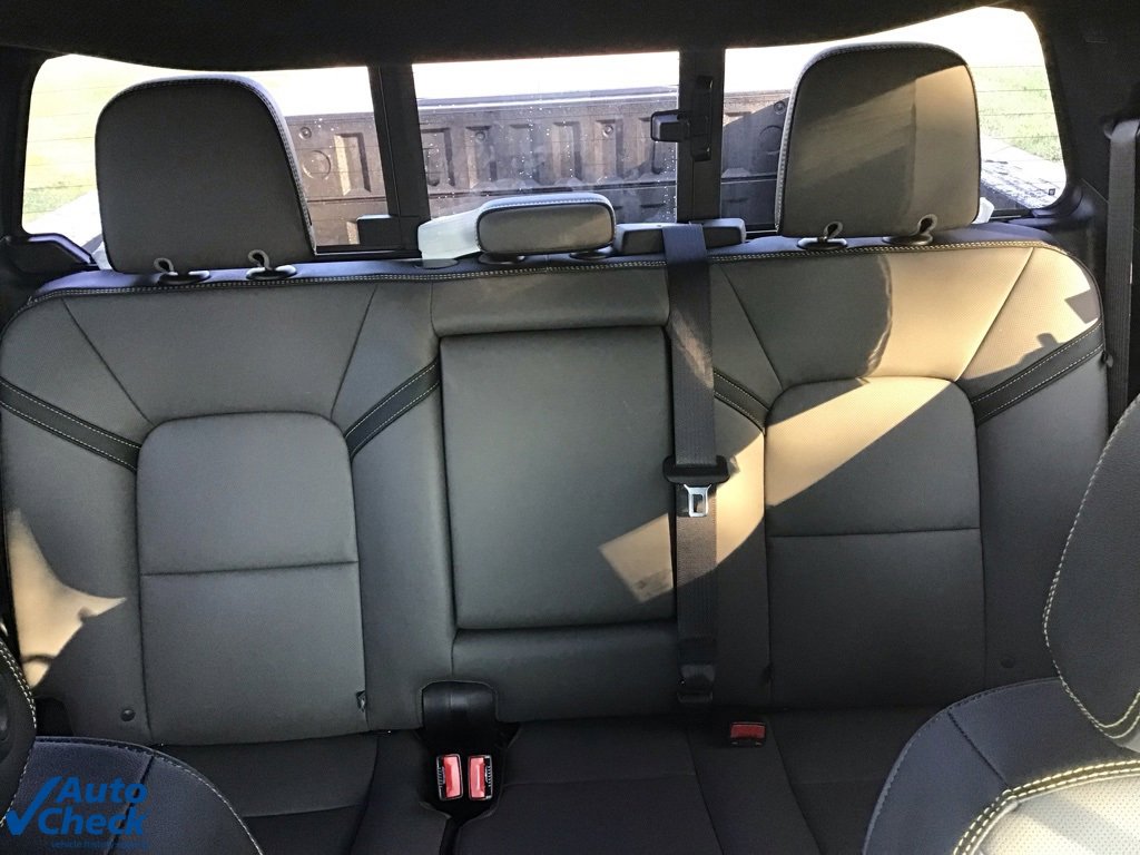 Used 2025 Chevrolet Colorado ZR2 w/ Technology Package image 22