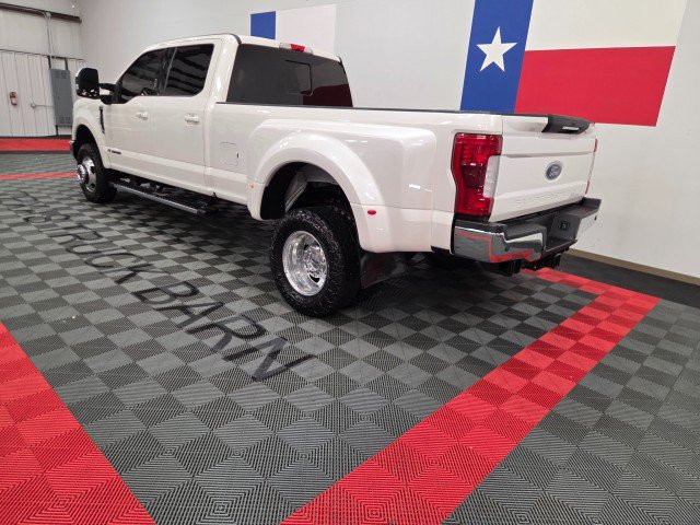 Used 2019 Ford F350 Lariat w/ Lariat Ultimate Package AWD/4WD image 6