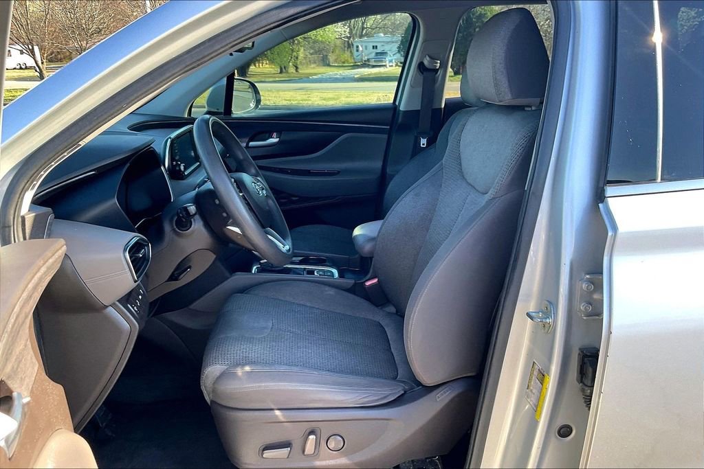 Used 2019 Hyundai Santa Fe SEL image 24