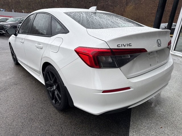 Used 2023 Honda Civic Sport image 3