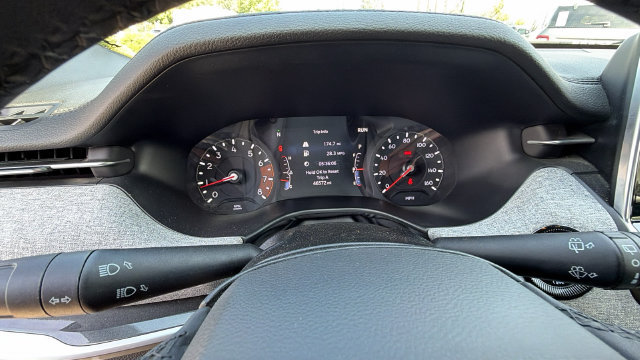 Used 2025 Jeep Compass Latitude AWD/4WD image 29