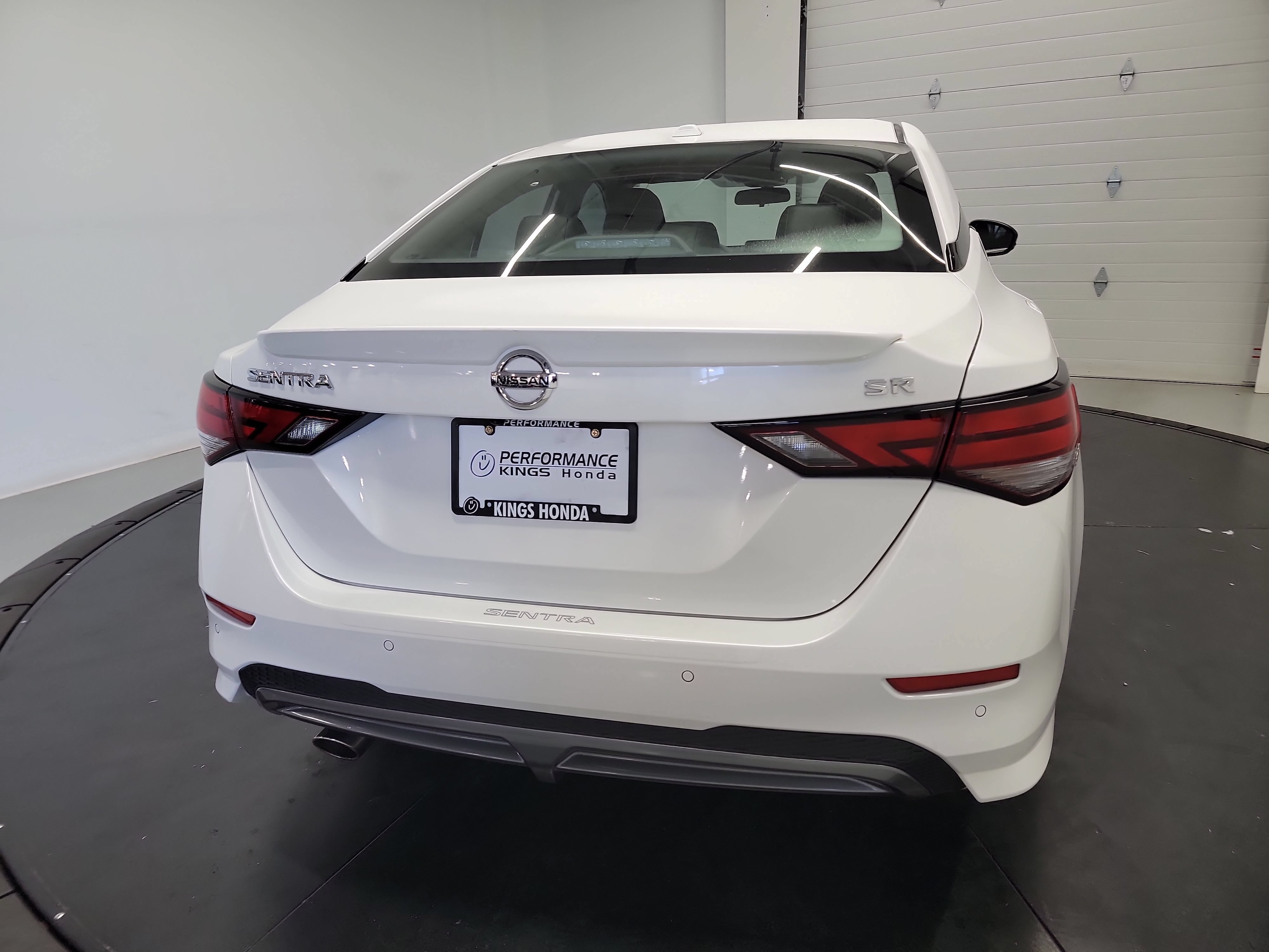 Used 2023 Nissan Sentra SR w/ SR Premium Package FWD image 8