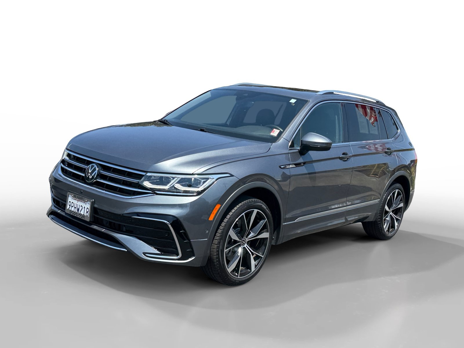 Used 2024 Volkswagen Tiguan SEL R-Line AWD/4WD image 1